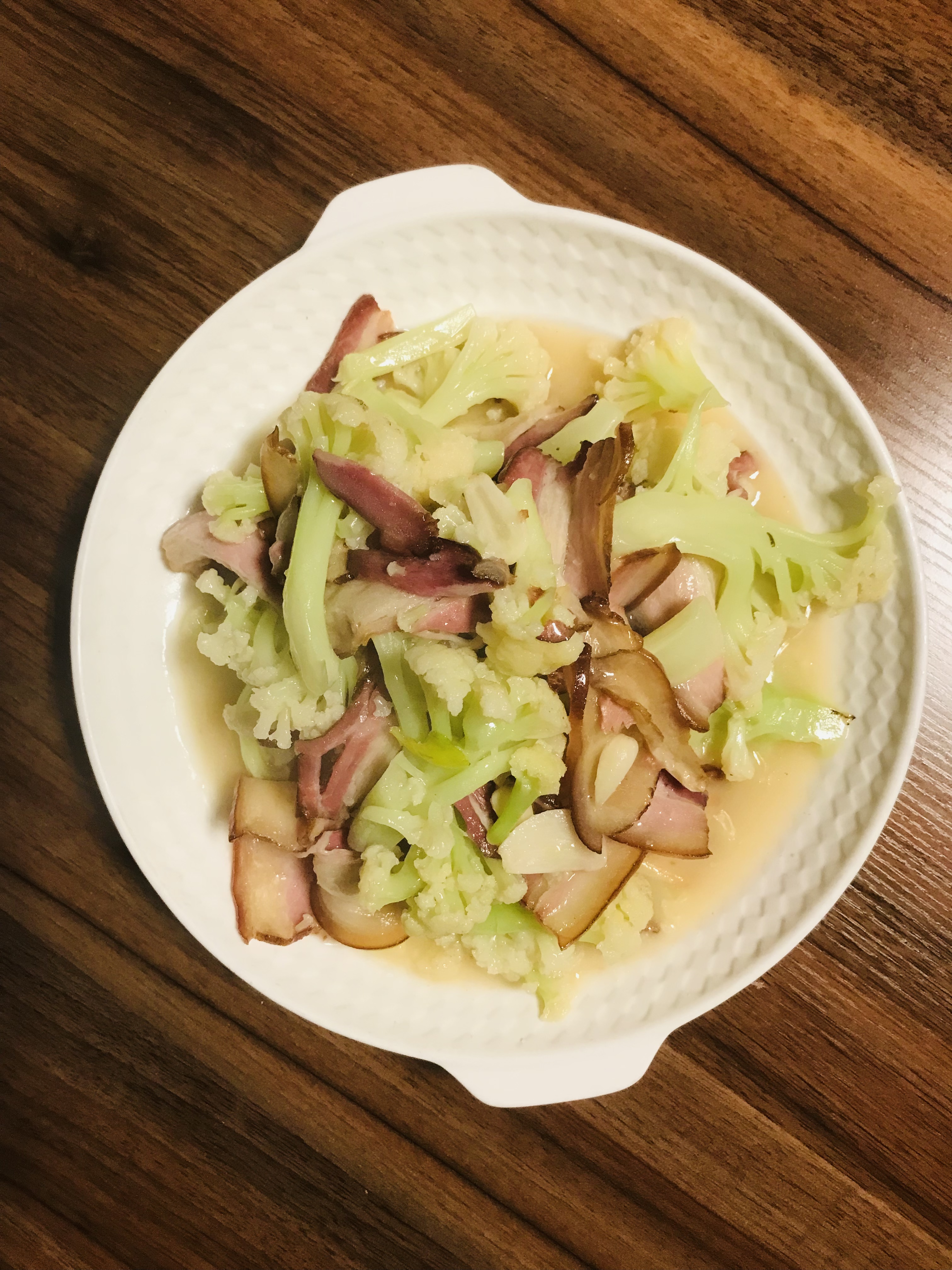 花菜焖腊肉